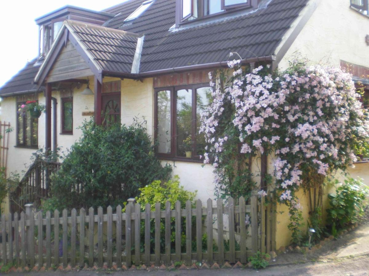 Skerries B And B Lyme Regis Zewnętrze zdjęcie